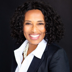 Marketers You Should Know: 16 Brilliant Thinkers to Follow on LinkedIn