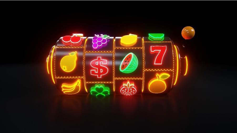 Eight Advantages of Playing Slots Online
