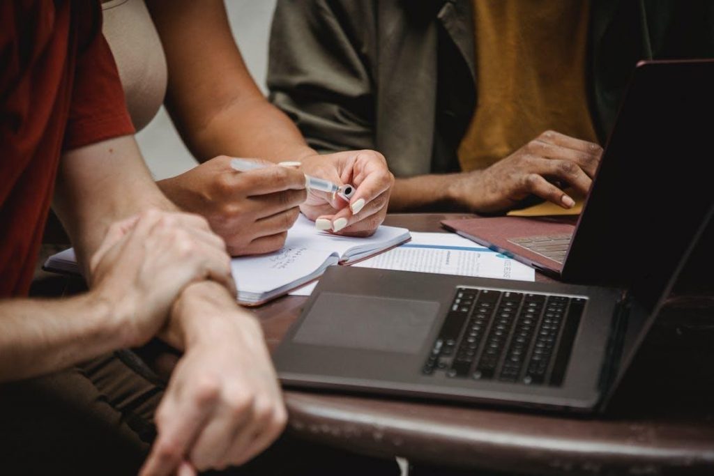 The Best Way to Write an Essay for Money in 2021