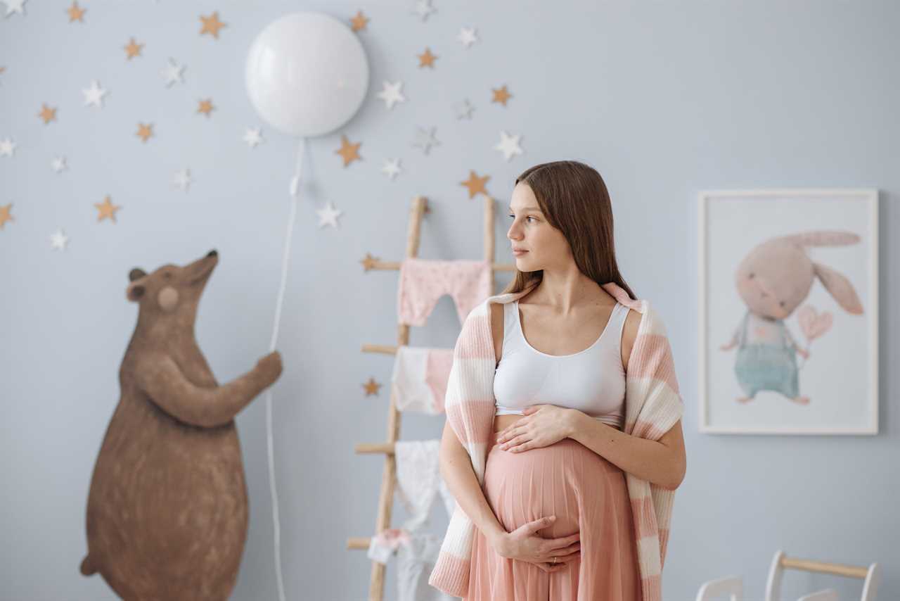 Cute Cheap Maternity Dresses For Budget Beauty in 2021