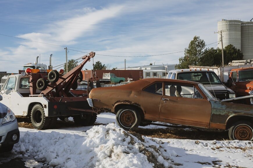 How to Start a Tow Truck Business: 9 Easy Steps to Follow