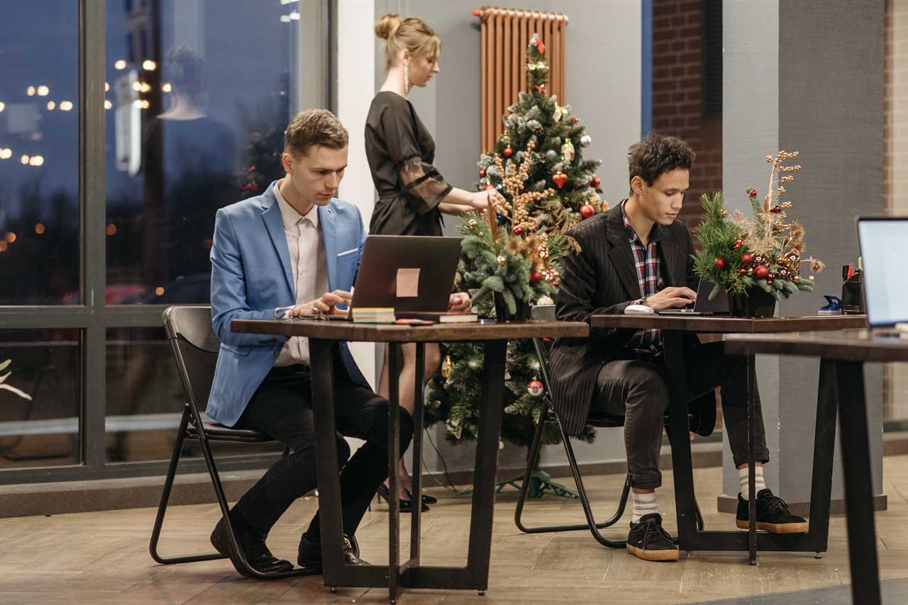 Why Office Furniture Material Makes a Difference
