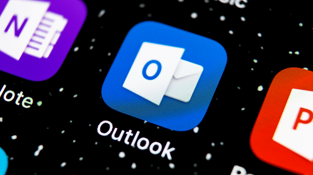 how to make a mailing list in outlook