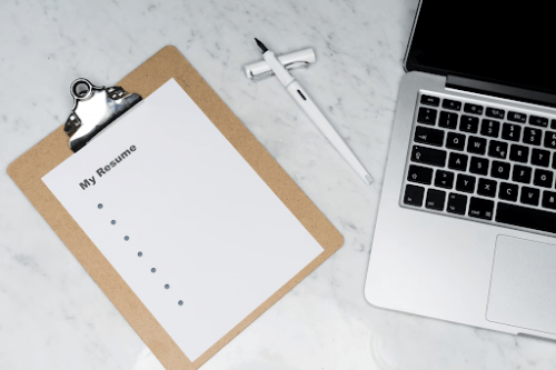 Top 10 Tips on How to Find an Ideal Job in 2022