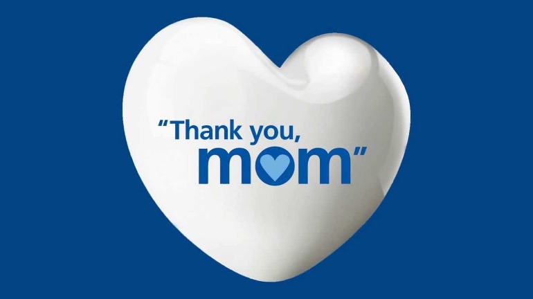 How To Make Your Audience Fall In Love With Your Brand With Emotional Marketing Strategy?