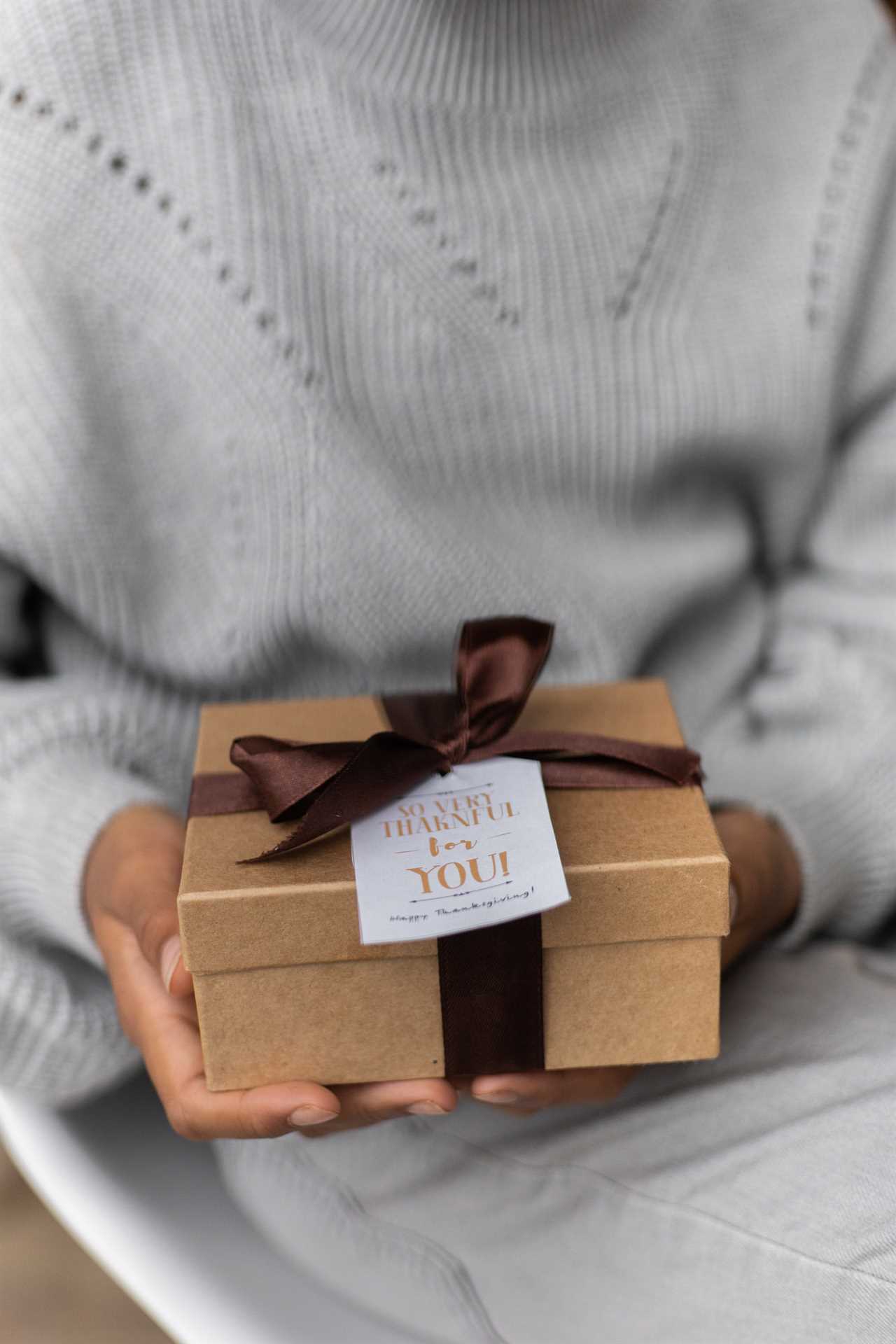 7 Great Gifts Suitable For Prospective Clients