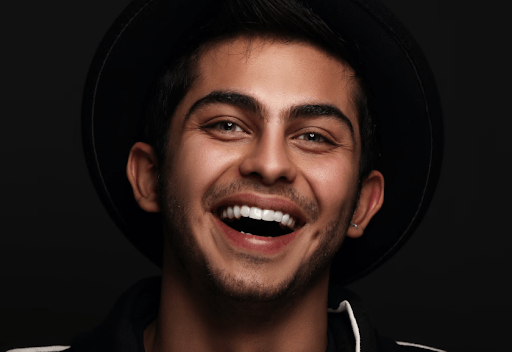 What Are Dental Veneers and How to Install Porcelain Dental Veneers?