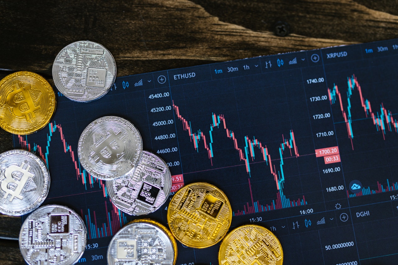 11 Reasons to Invest in Crypto