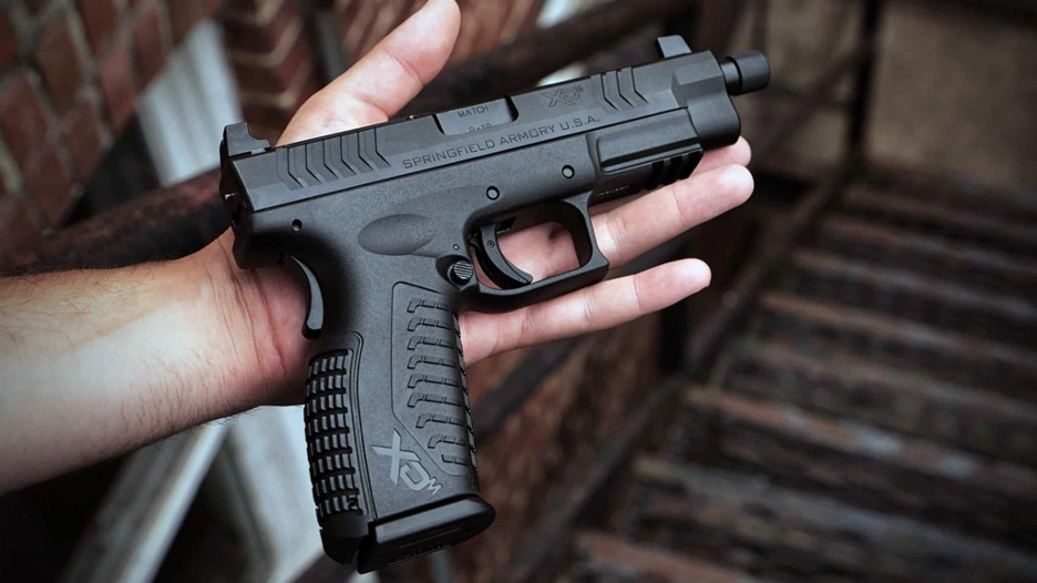 Best Semi-Automatic Handguns for Beginners in 2022