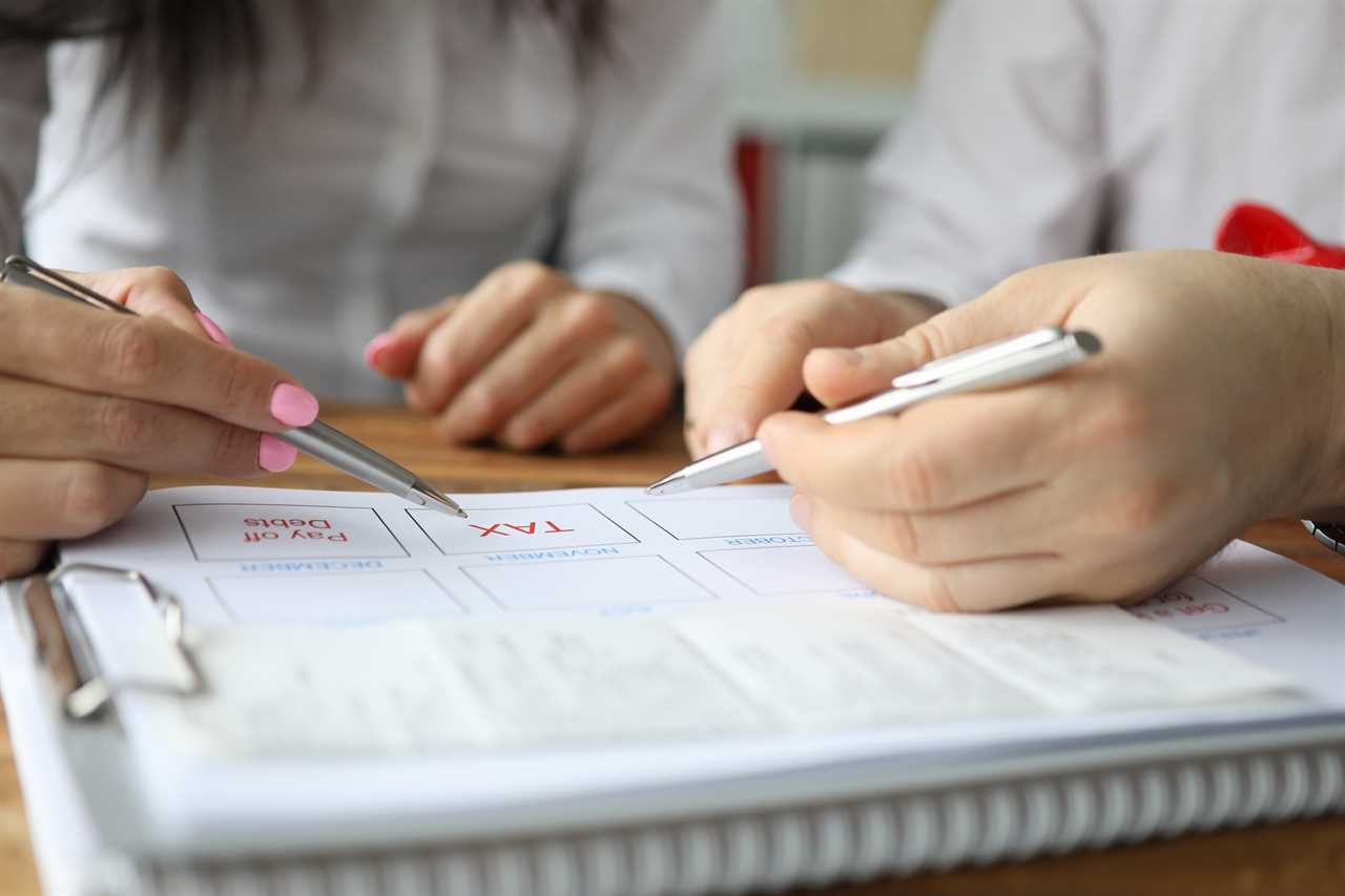 What Are the Different Kinds of Joint Accounts?