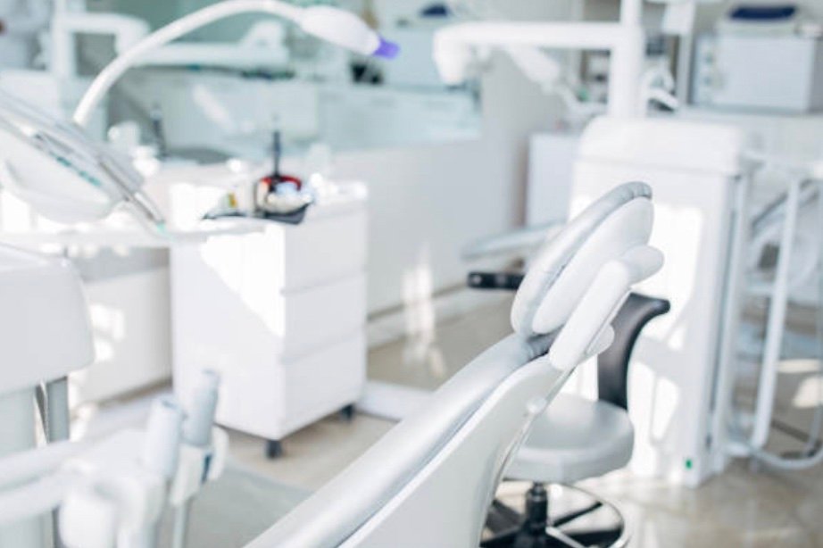 How to Start a Dental Practice – A Step-By-Step Guide to Success