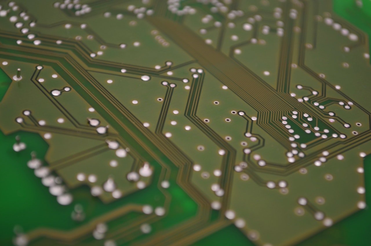 US Imposes Restrictions on AI Chip Exports to China