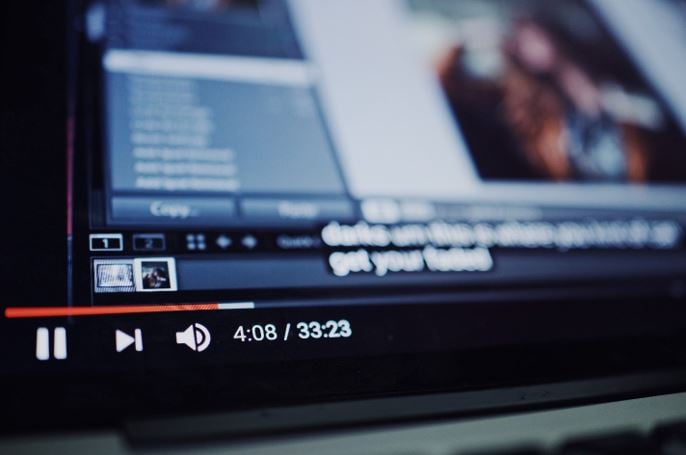 4 Cool Reasons To Use Voice Overs for Your YouTube Videos