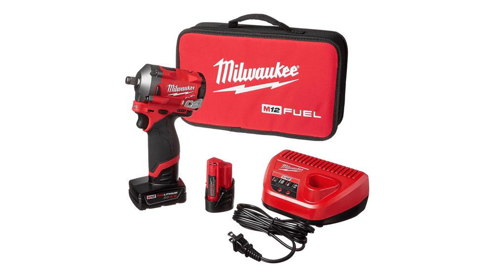 M12 FUEL STUBBY IMPACT WRENCH KIT