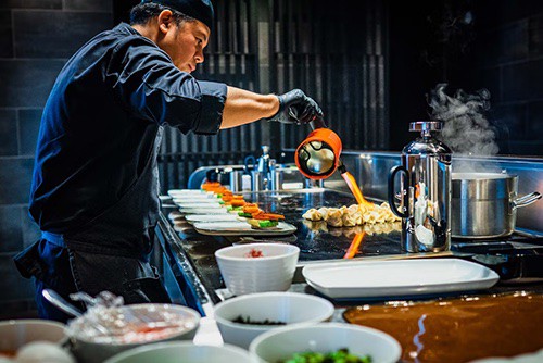 Man cooking for a restaurant 