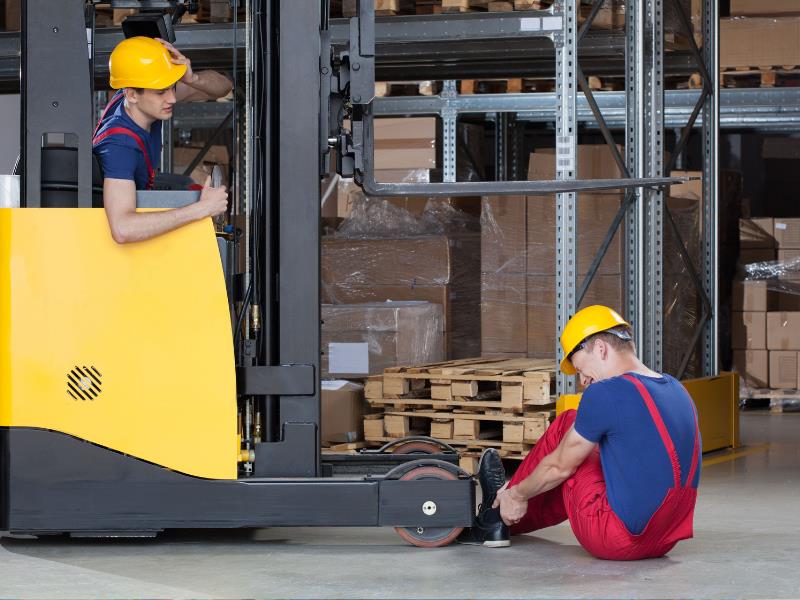 how to become a forklift driver