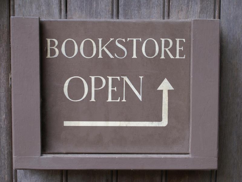 how to start a used book store