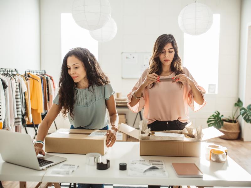 how to start a clothing business