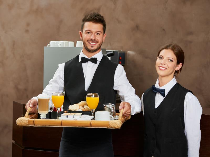 who do you tip at the holidays