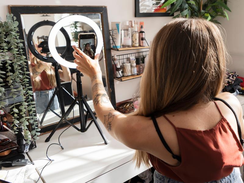 how to find youtube influencers