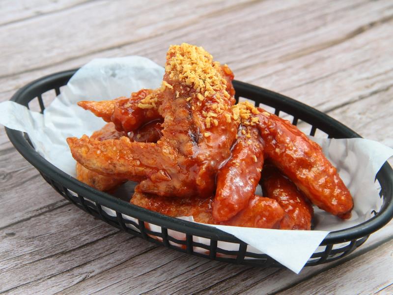chicken wing franchises - the wing basket