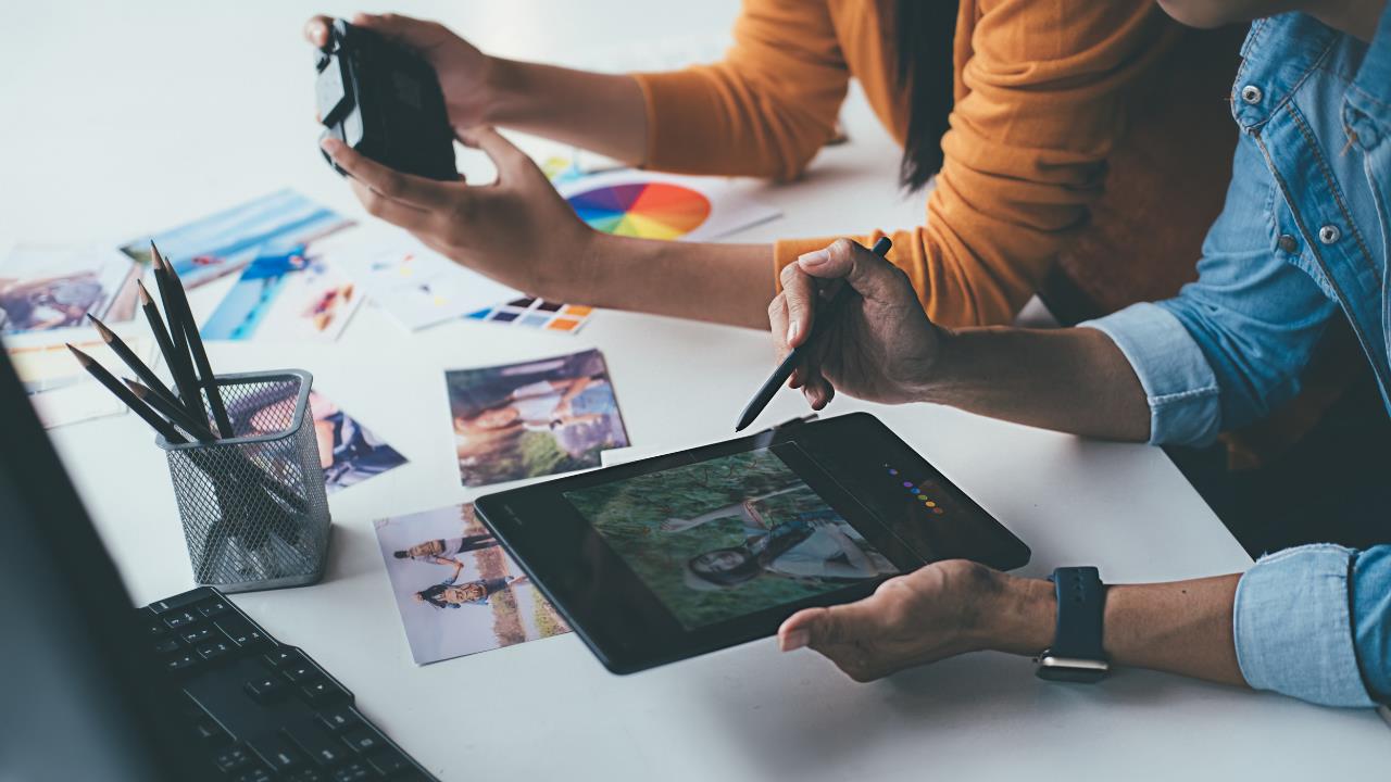 The Difference Between Marketing and Advertising