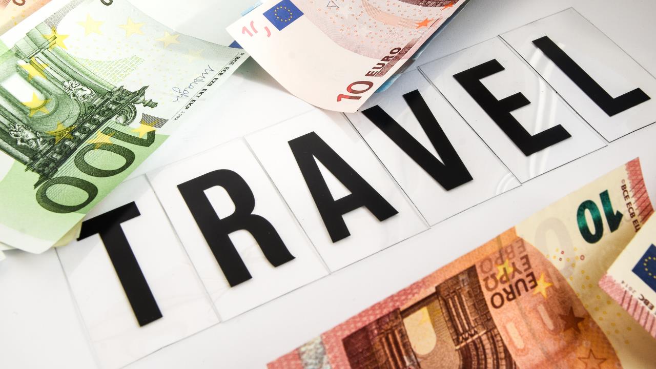 Save Money While Traveling for Business