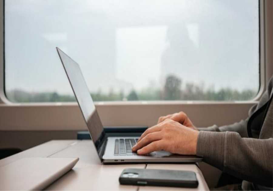 Maximizing Every Mile: Boosting Productivity During Commutes