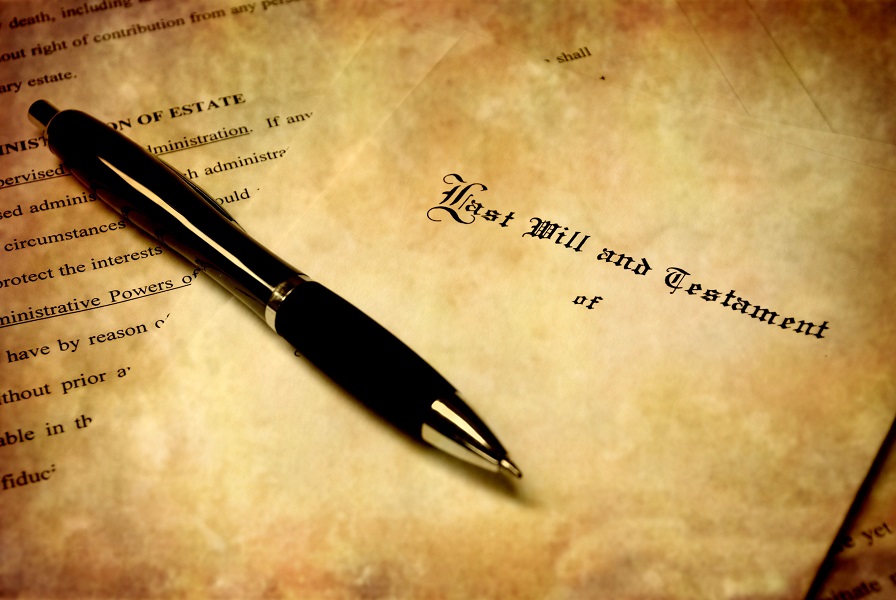 Estate Planning Essentials: 9 Things DINK Couples Need to Know About Wills and Trusts