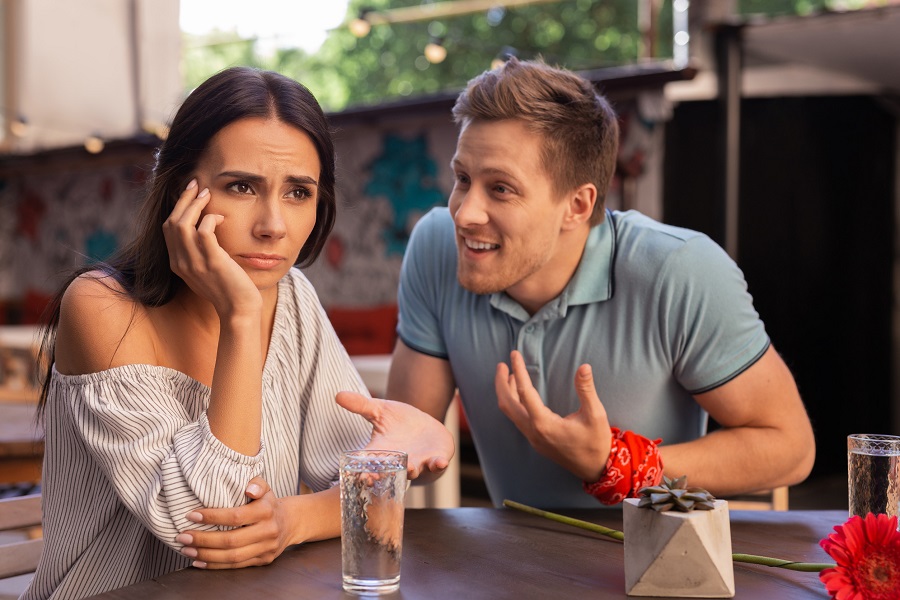 12 Things Immature Men Can’t Stop Doing