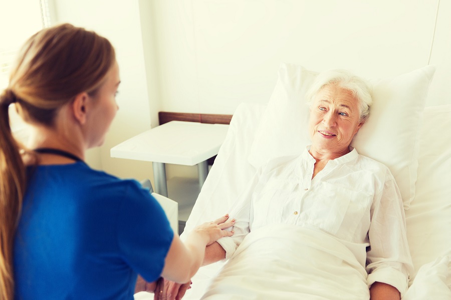 Home or Hospice Care: Use These 10 Factors To Plan Your Loved Ones Final Days
