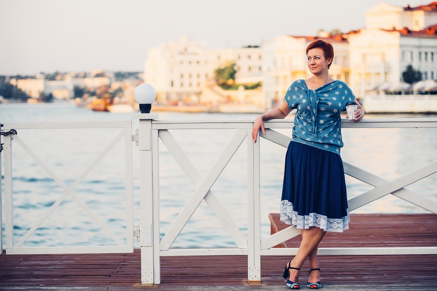 Empowering Fashion: 12 Style Choices for Women Over 50