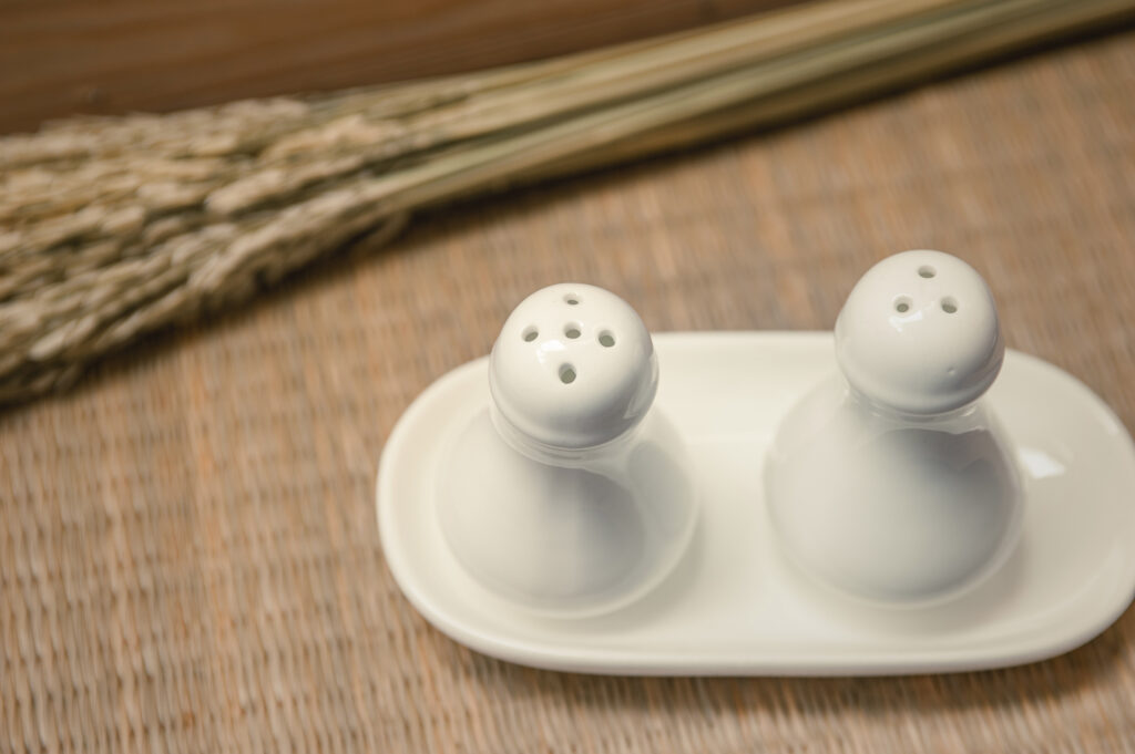 salt and pepper etiquette