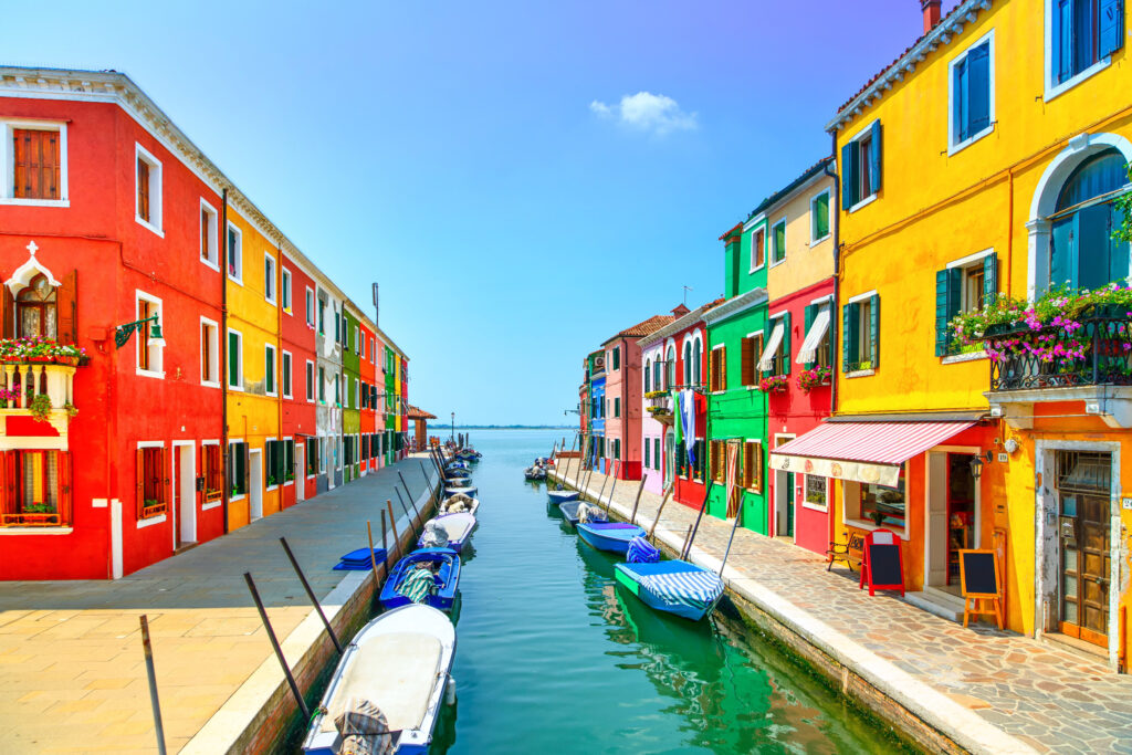  Burano, Italy