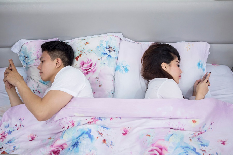 13 Reasons Why Couples Are Choosing To Sleep In Separate Rooms