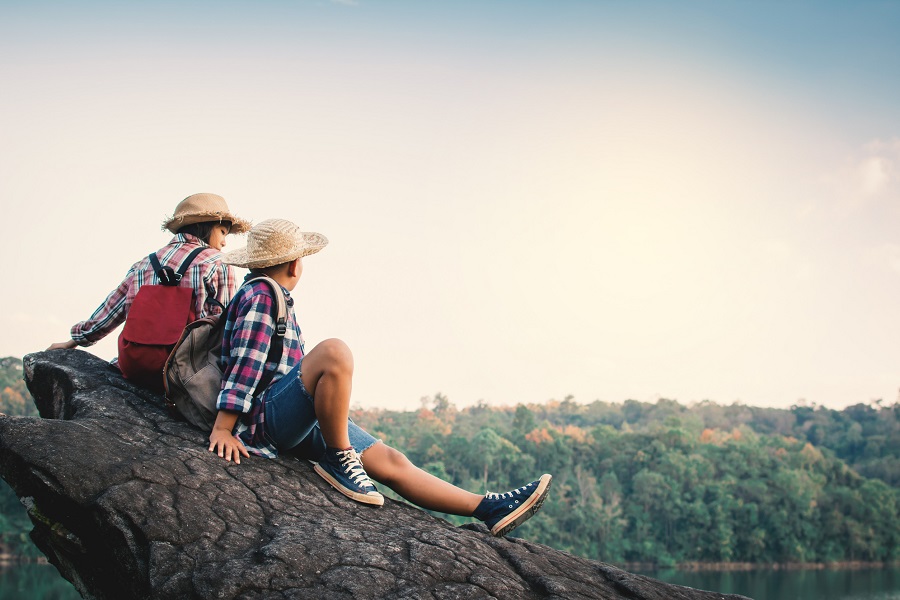 Eco-Friendly Escapes: 10 Sustainable Travel Tips for Responsible Explorers