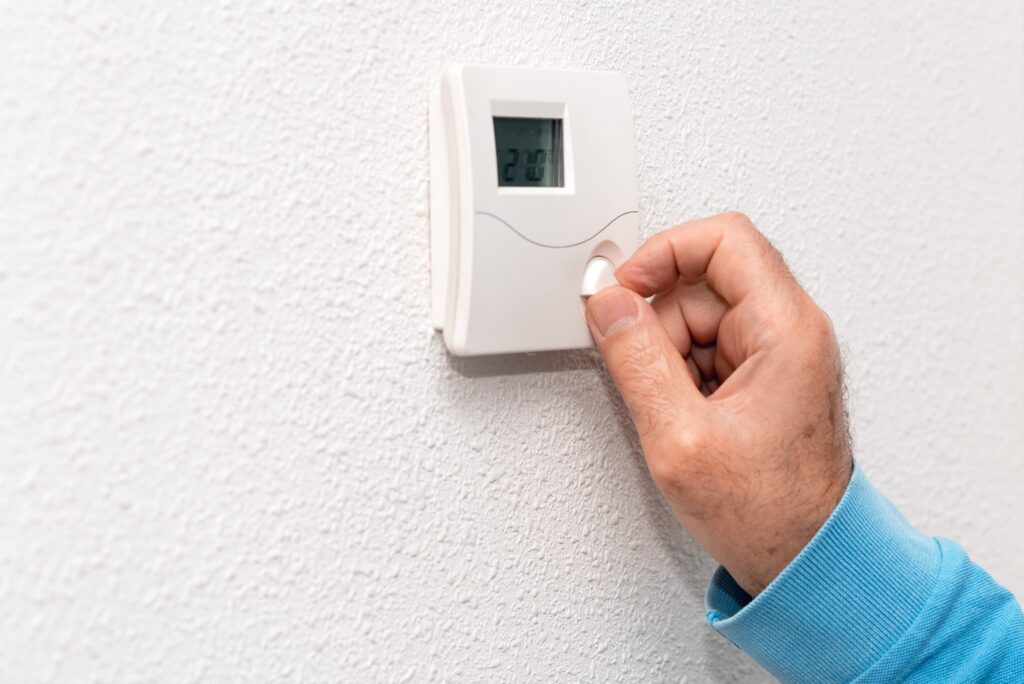  smart home energy saving tips