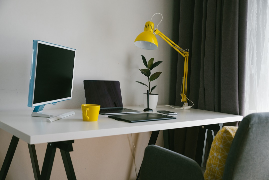 minimalist home office