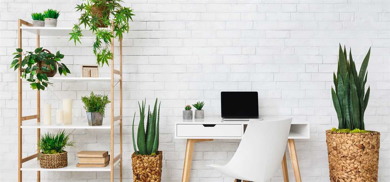 17 Things You Really Don’t Need in Your Minimalist Home Office